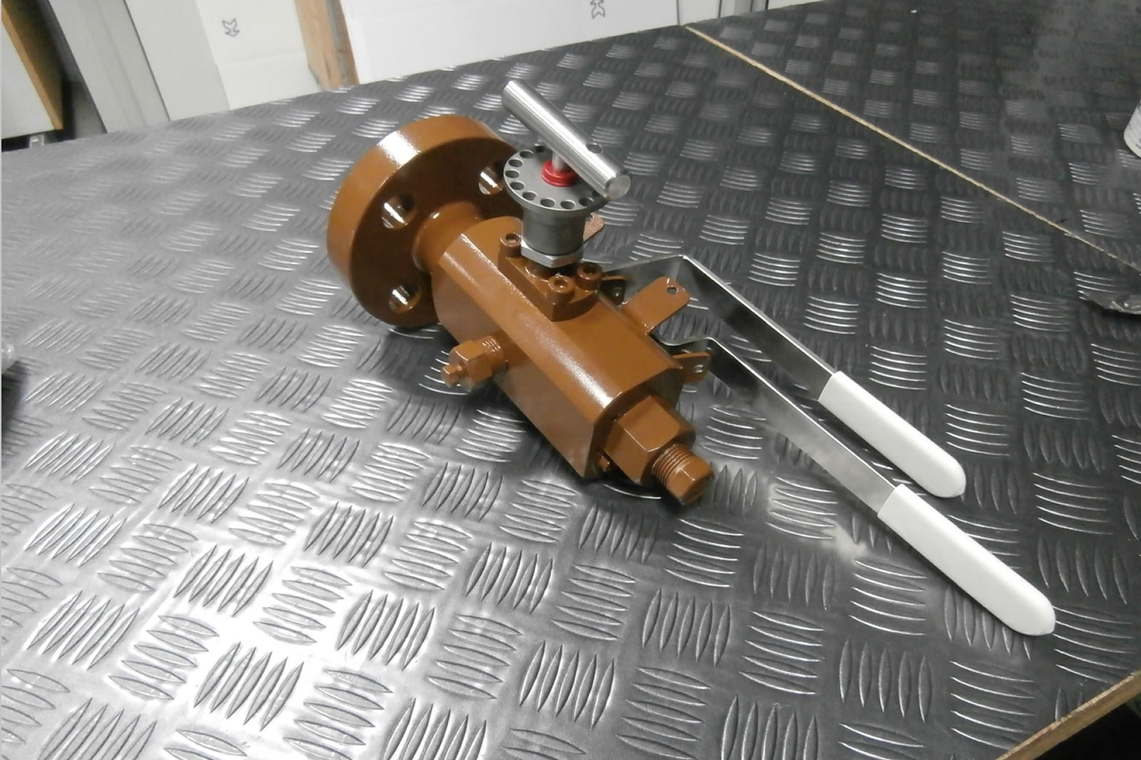 news-doudle-block-bleed-valve Double block bleed valve for North Sea Agreement
